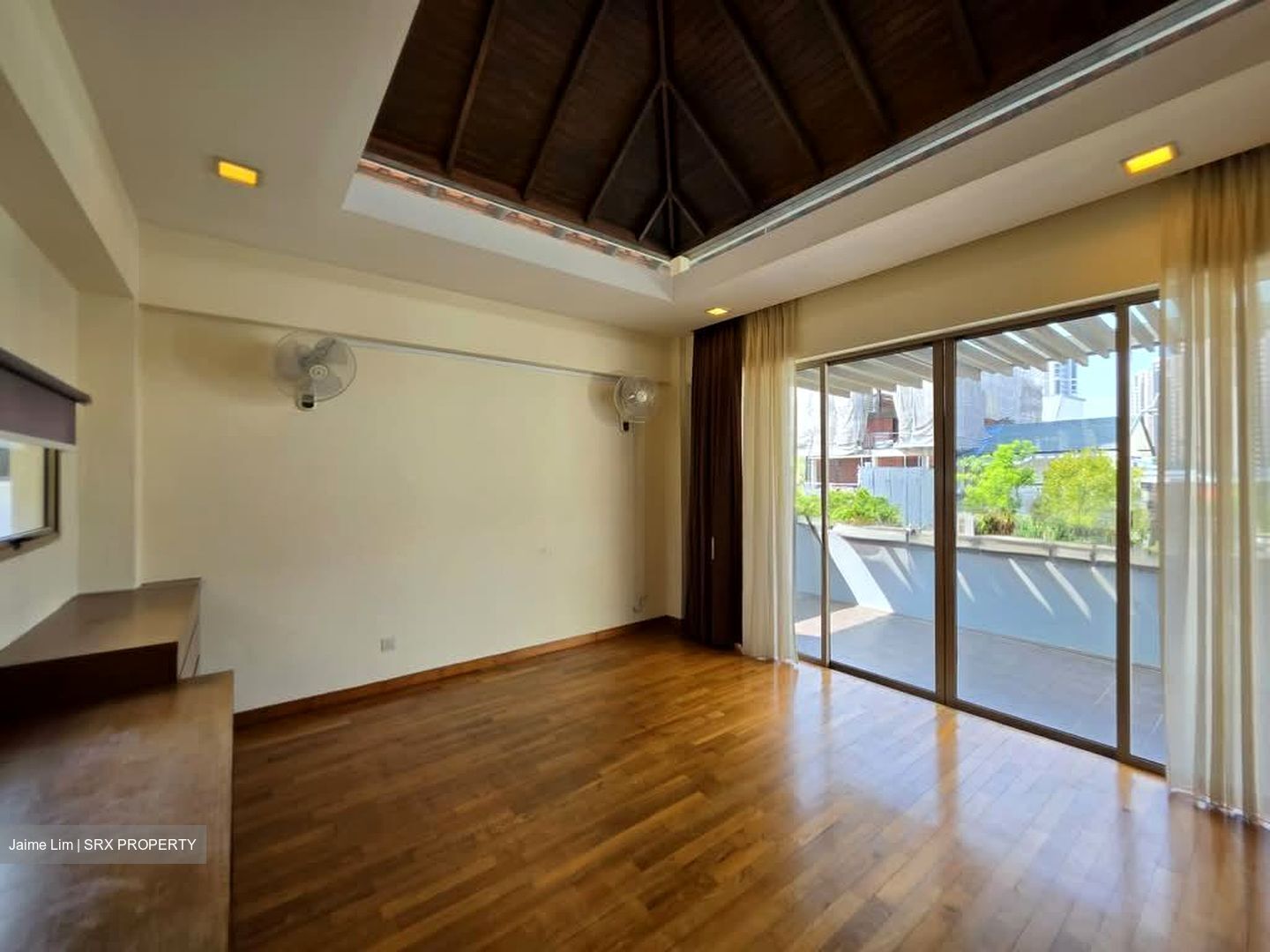 Spring Park Estate (D16), Semi-Detached #589839731